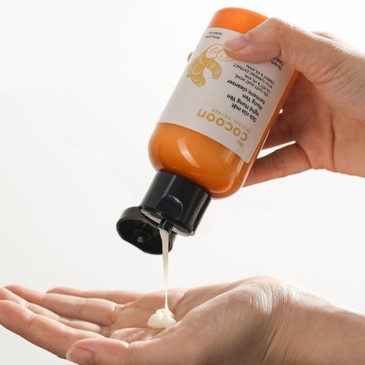 Có sẵn | Sữa rửa mặt nghệ Hưng Yên Cocoon 310ml
