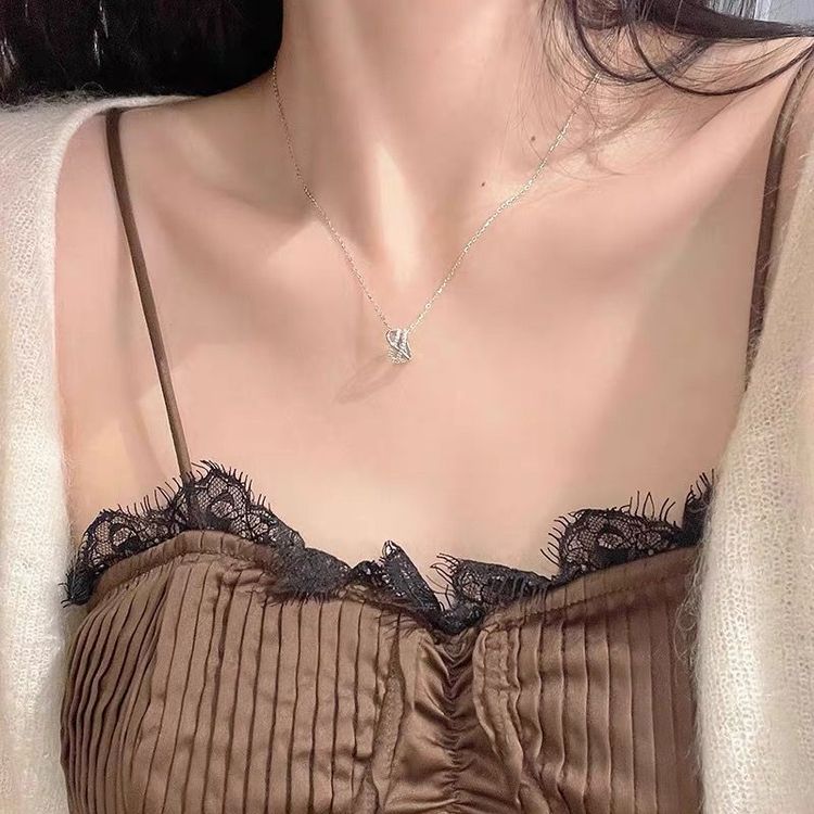 Dây chuyền bạc nữ tính