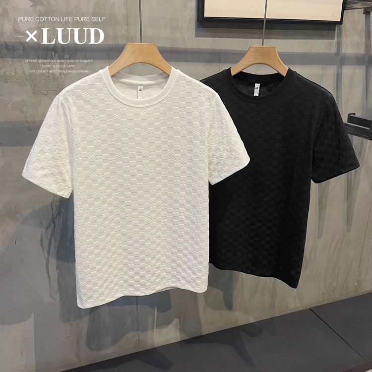 Áo thun nam họa tiết chìm XLUUD có sẵn