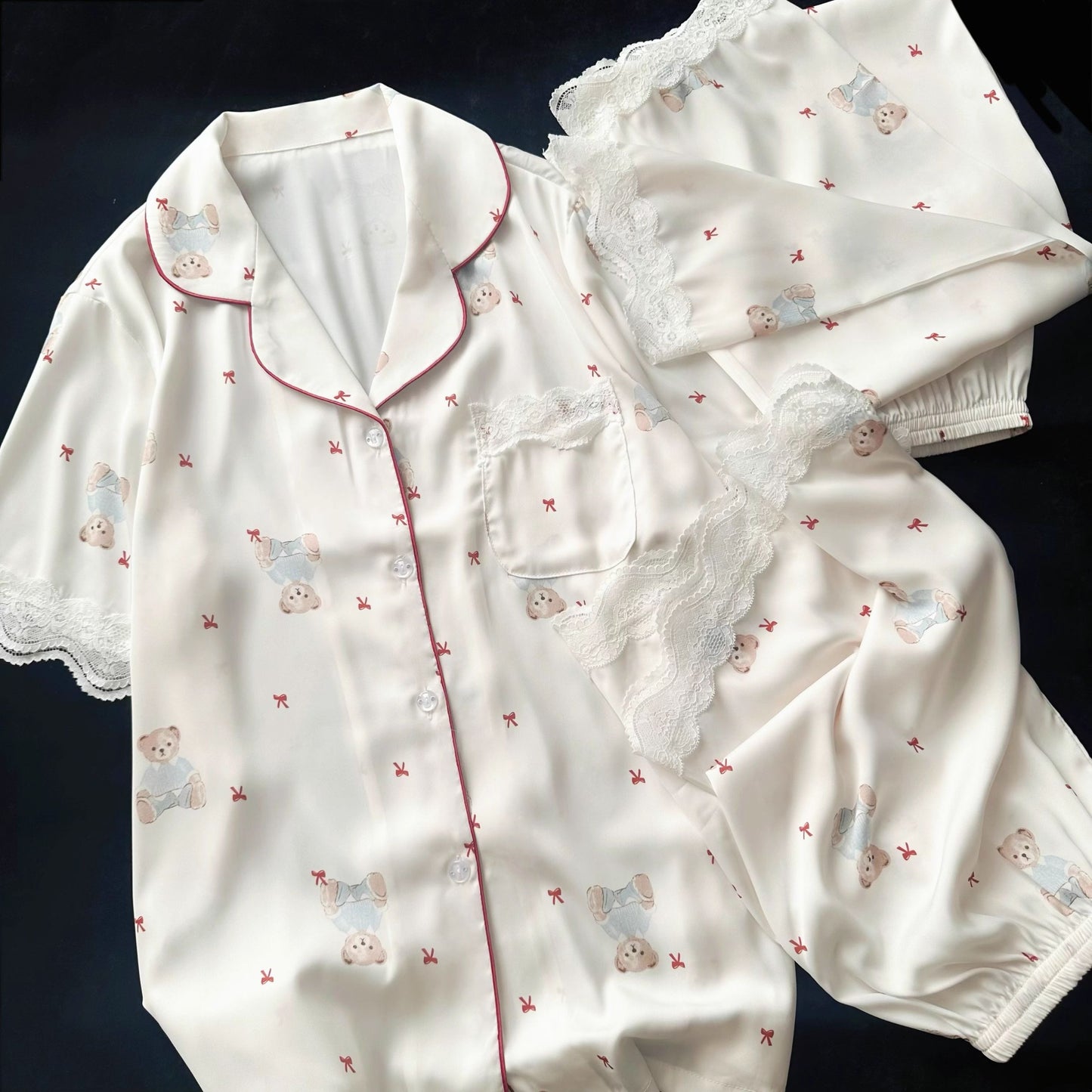 Pijama lụa băng gấu và nơ đỏ nhí dài - ngắn