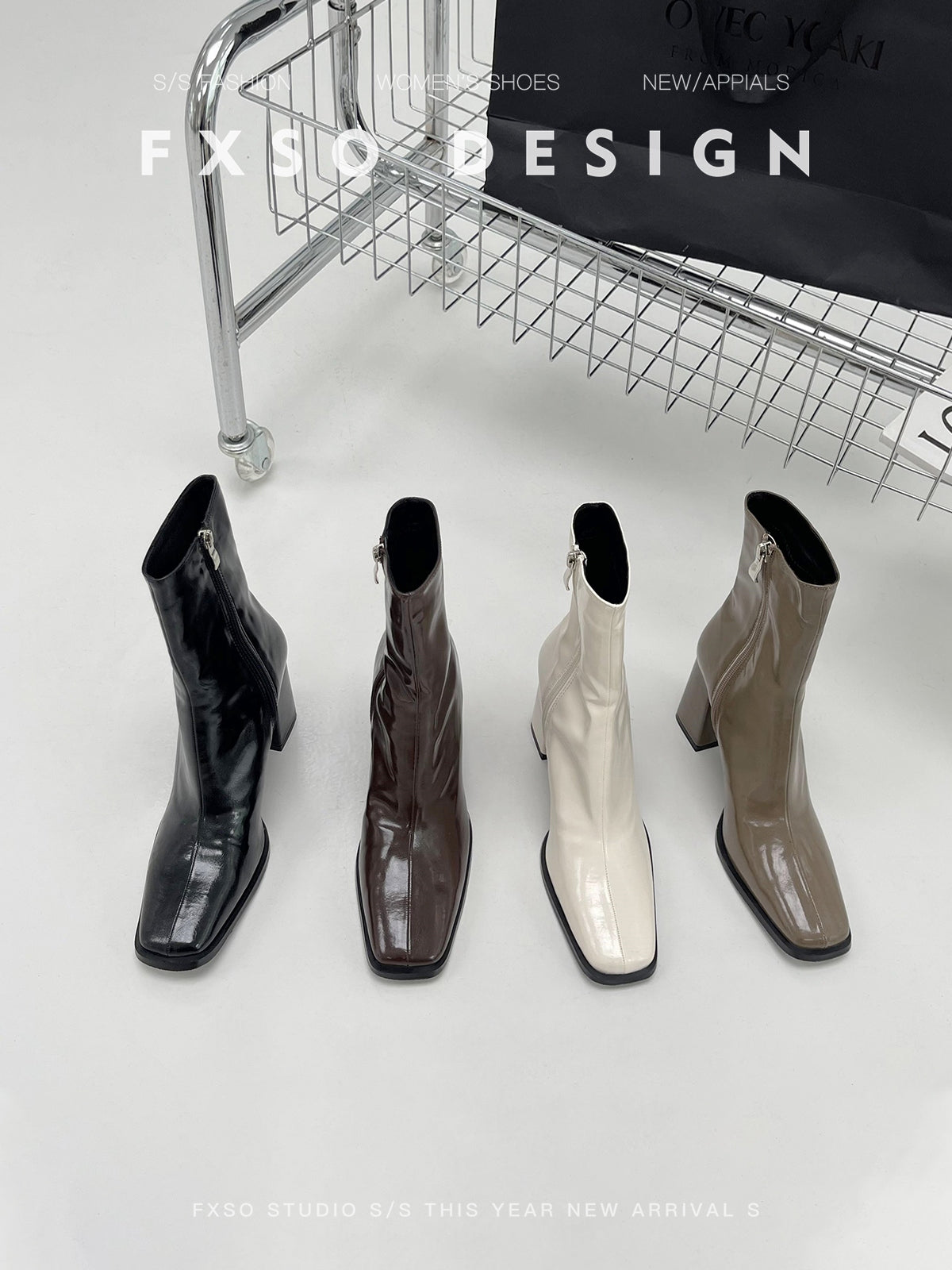 Giày boots mũi vuông cổ thấp gót vuông