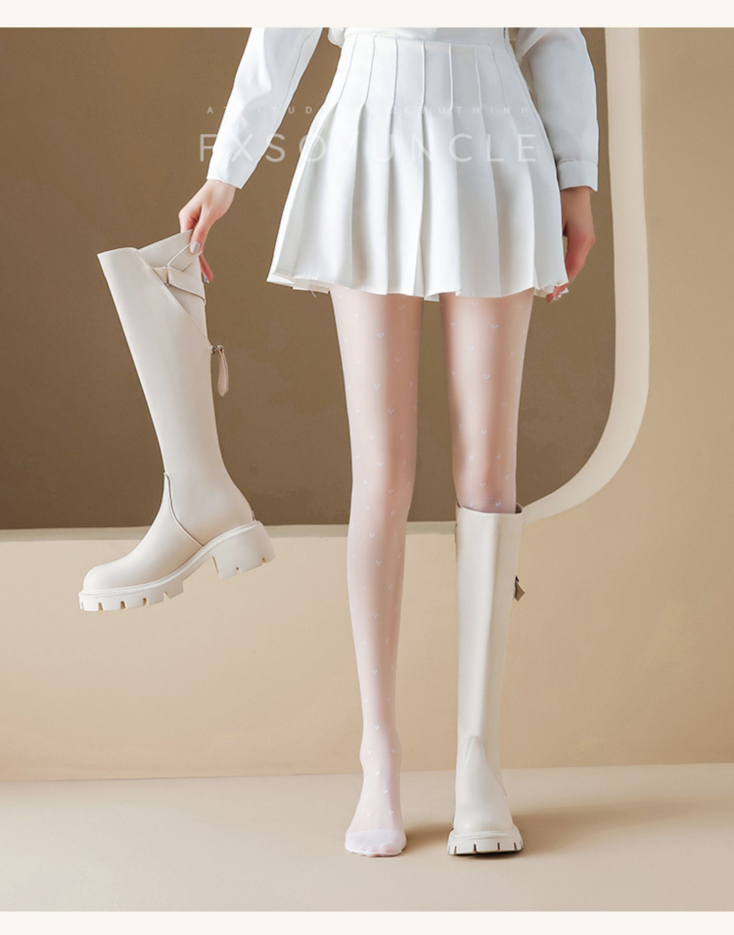 Giày boots da cổ cao dây chéo sau