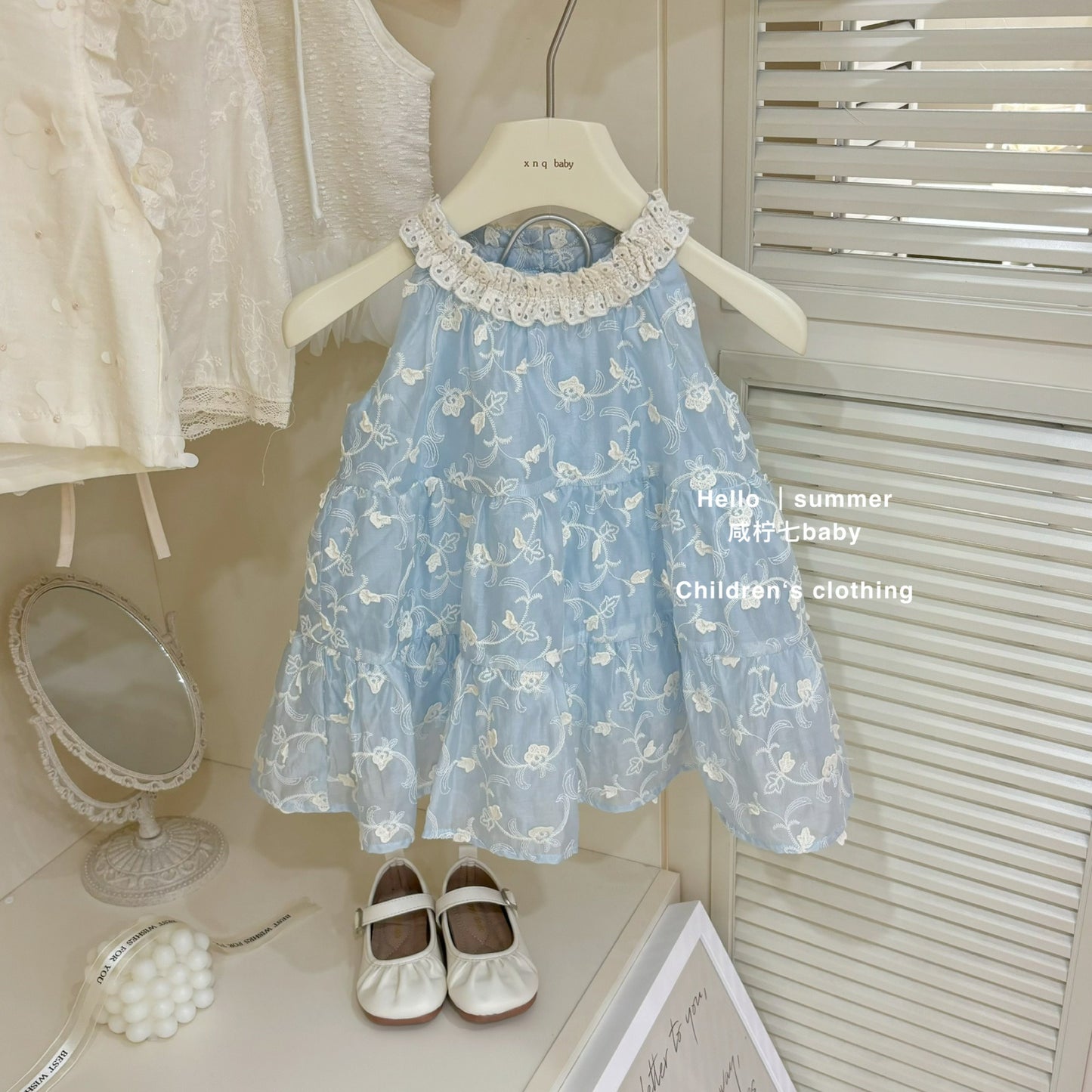 Váy cổ yếm công chúa xanh dương