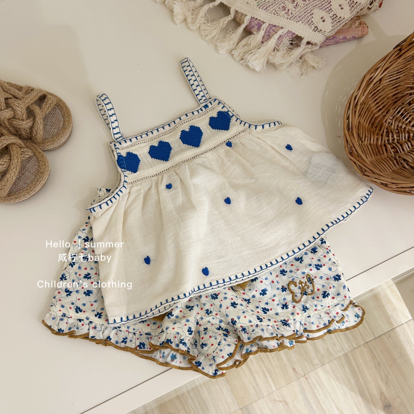 Bộ 2 dây quần đùi thêu trái tim cho bé gái