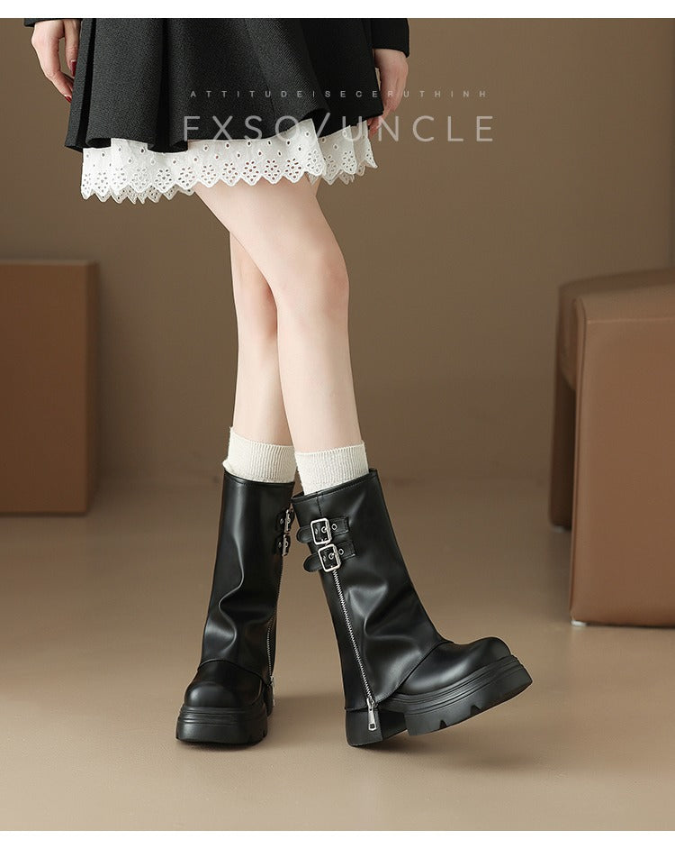 Giày boots thấp cổ kiểu ống quần