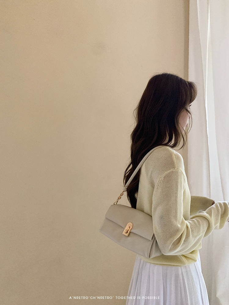Túi đeo vai trắng da mềm form chuẩn Chio'2nd