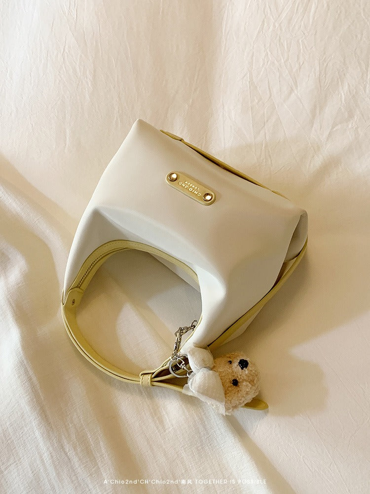 Túi Chio'2nd kèm charm cún bông dây tùy chỉnh