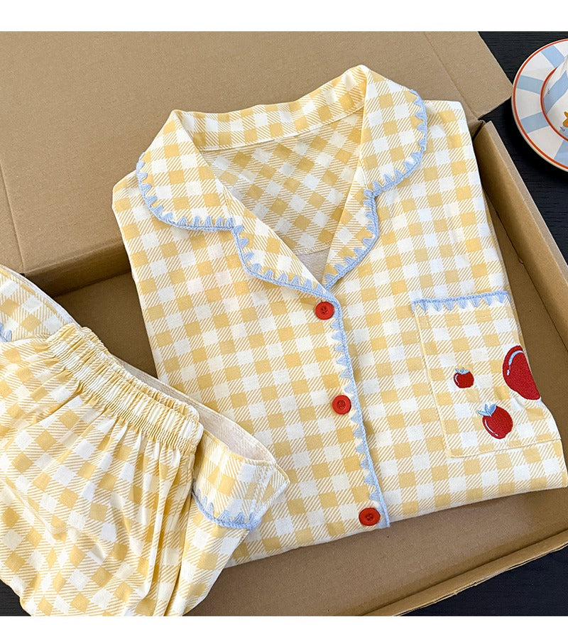 Pijama đùi caro vàng trái táo cotton thoáng mát