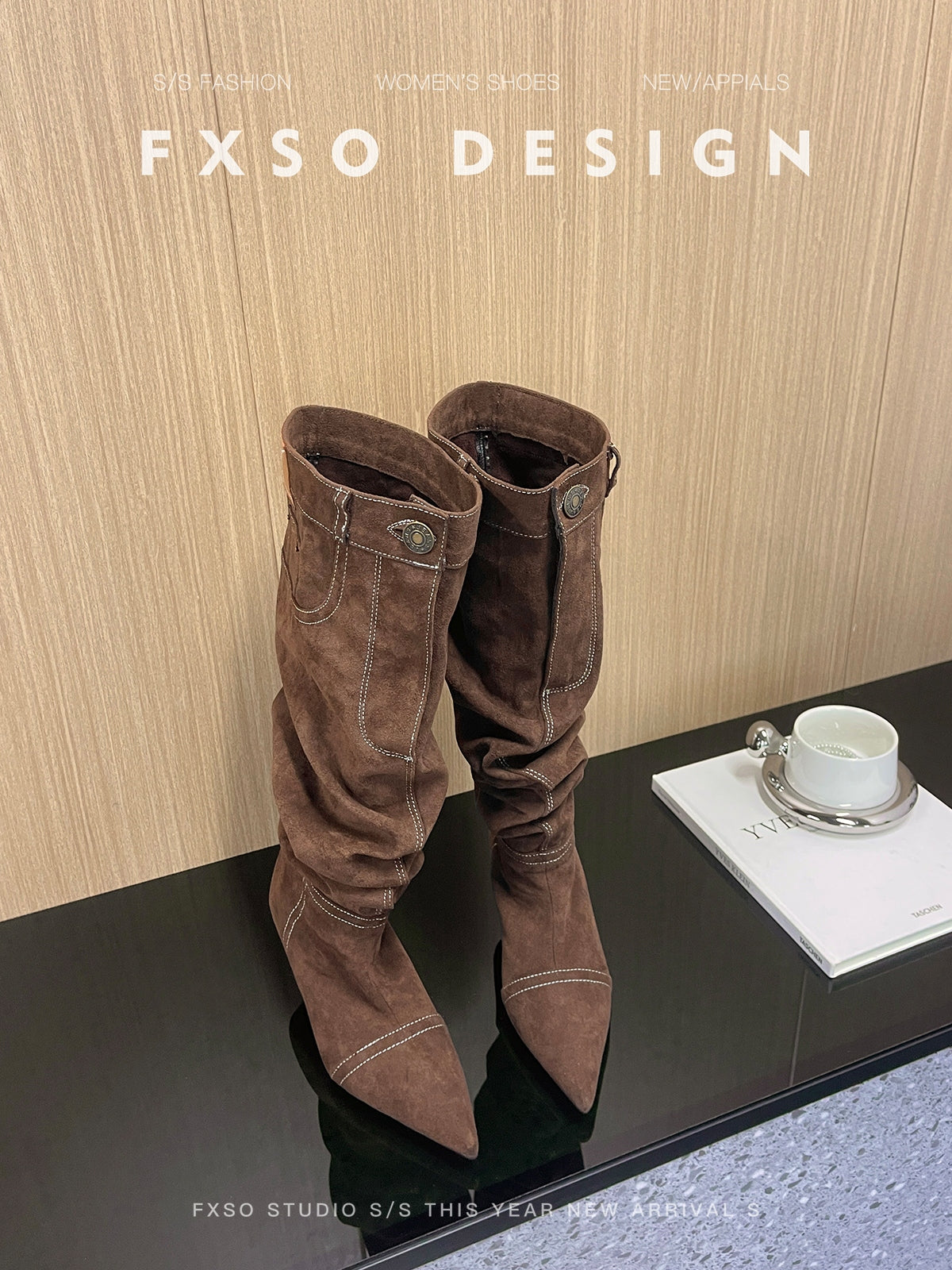 Giày boots da cao gót phong cách jean thời trang