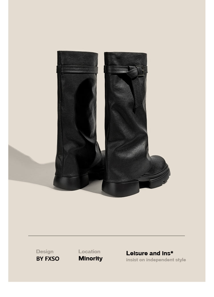 Giày boots cao cổ đế dày khóa trang trí
