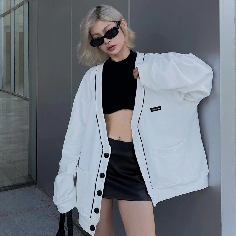 Áo cardigan viền đen Sentinials local brand Việt Nam