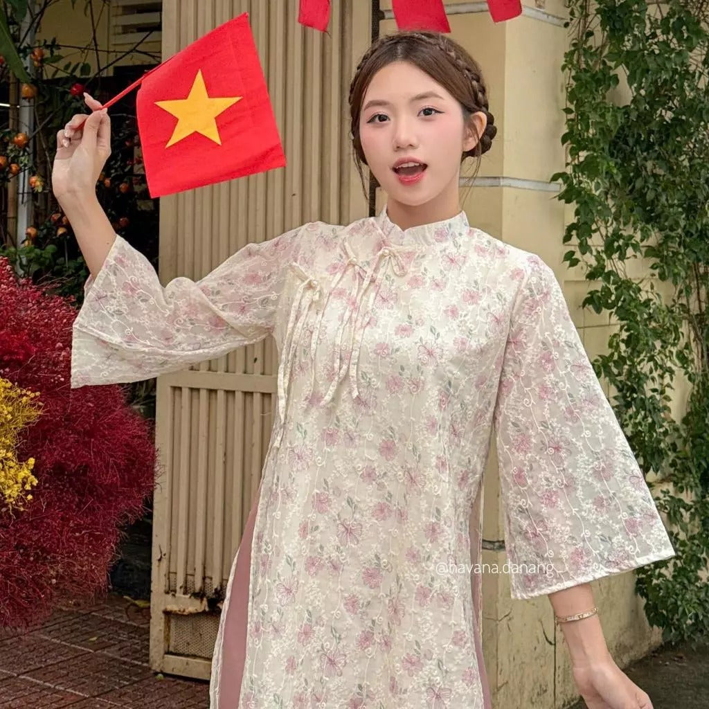 Áo dài voan tơ TƯỜNG VÂN in hoạ tiết hoa nhỏ pastel kèm quần satin