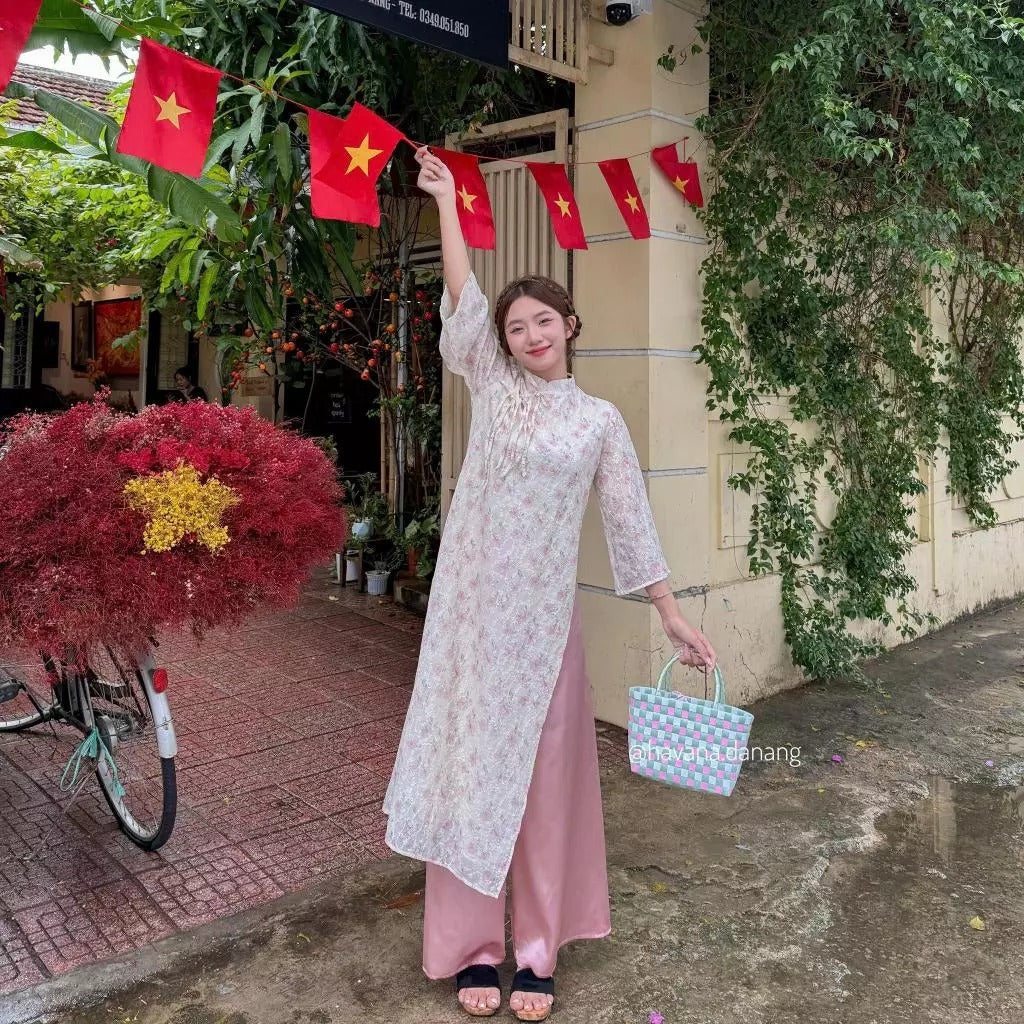 Áo dài voan tơ TƯỜNG VÂN in hoạ tiết hoa nhỏ pastel kèm quần satin