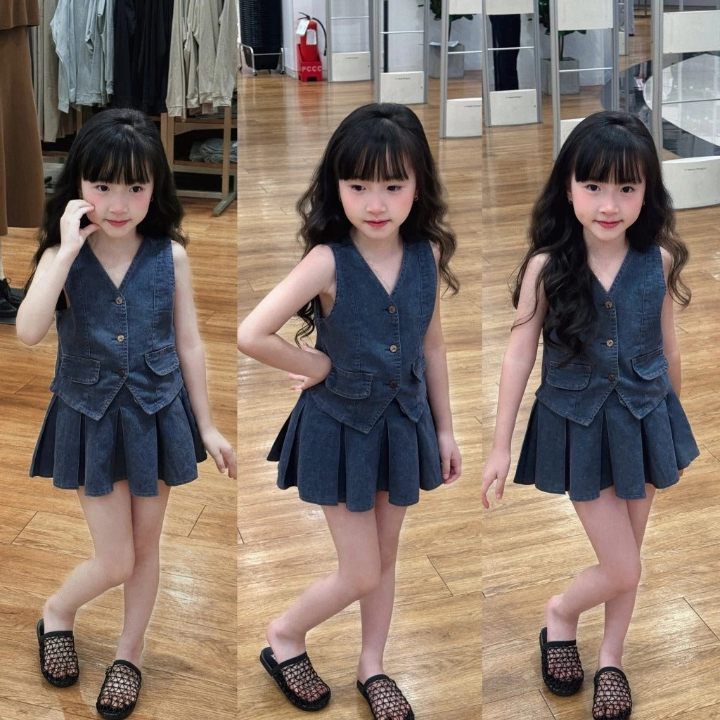 Set áo gile bò phối chân váy bò xếp ly cho bé gái