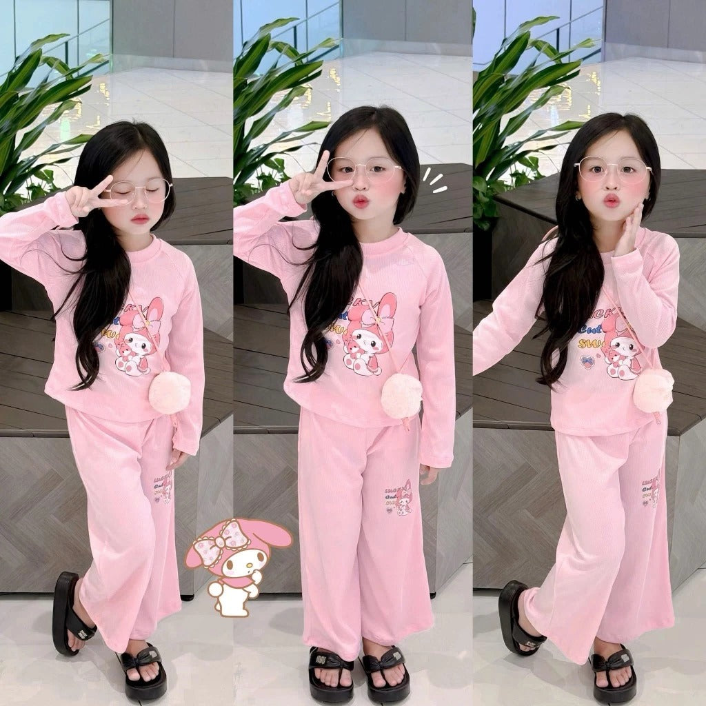 Bộ áo quần dài hồng Kuromi thun tăm cho bé gái