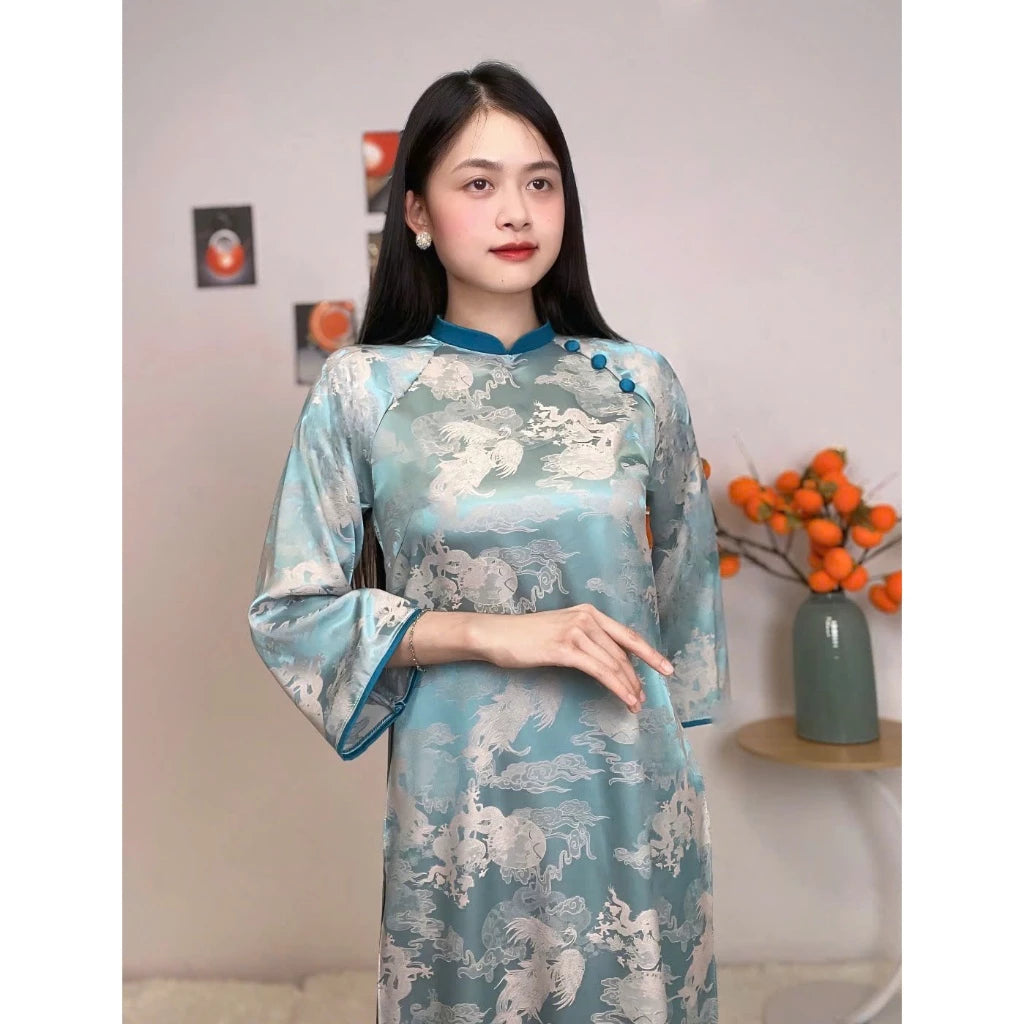 Bộ sưu tập áo dài du xuân cho mẹ và bé