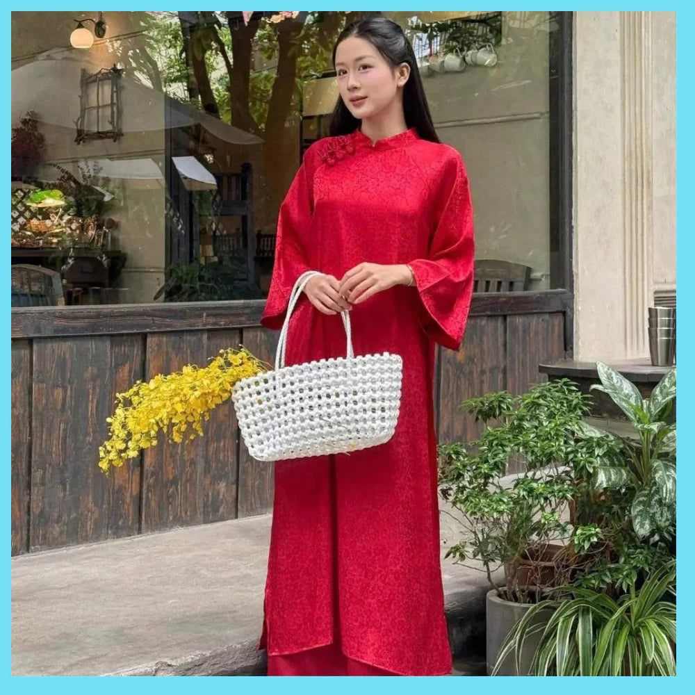 Bộ sưu tập áo dài du xuân cho mẹ và bé