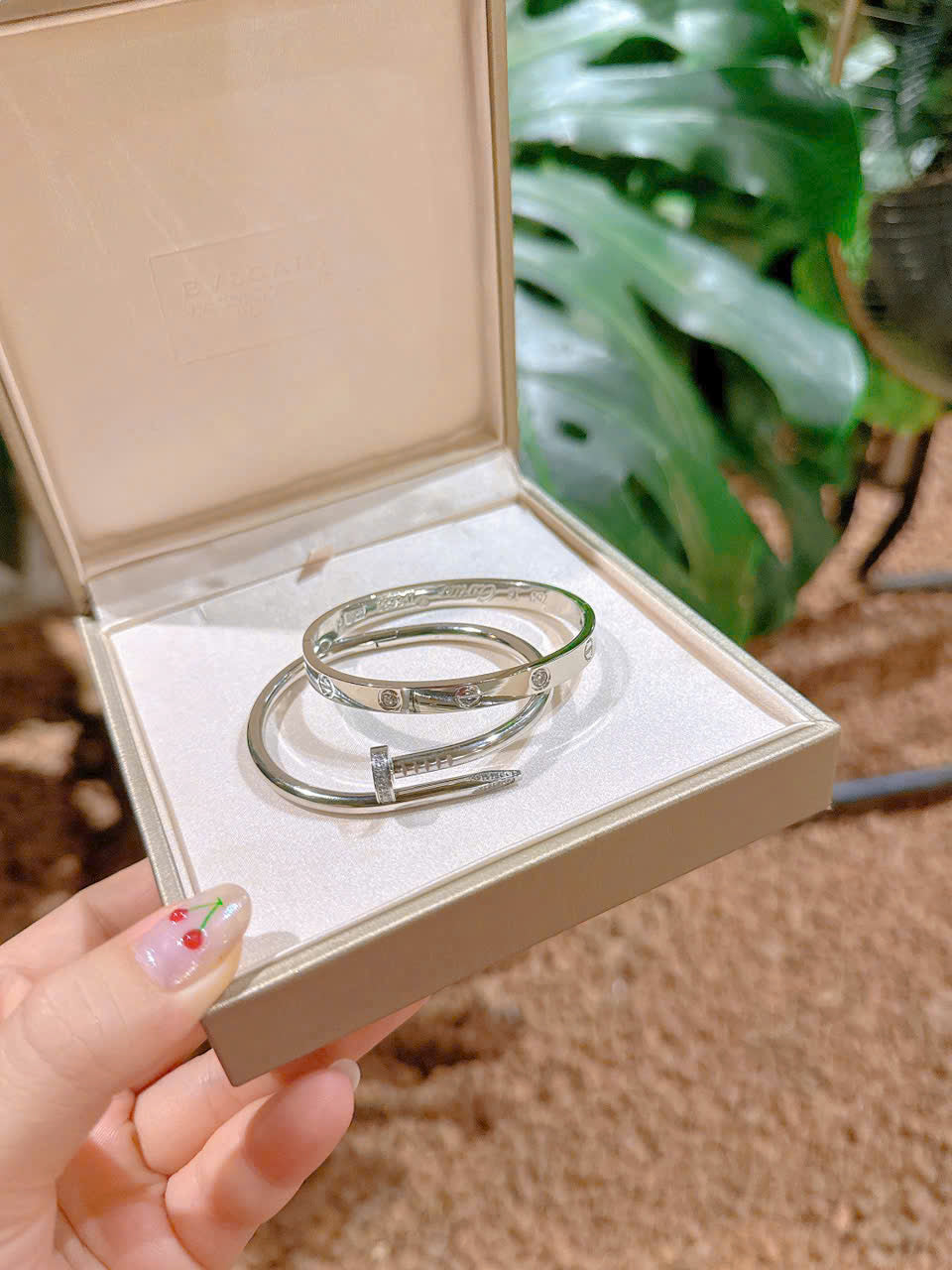 Vòng VIP -  Kết hợp với vòng VCA – Lấp lánh sang trọng ✨