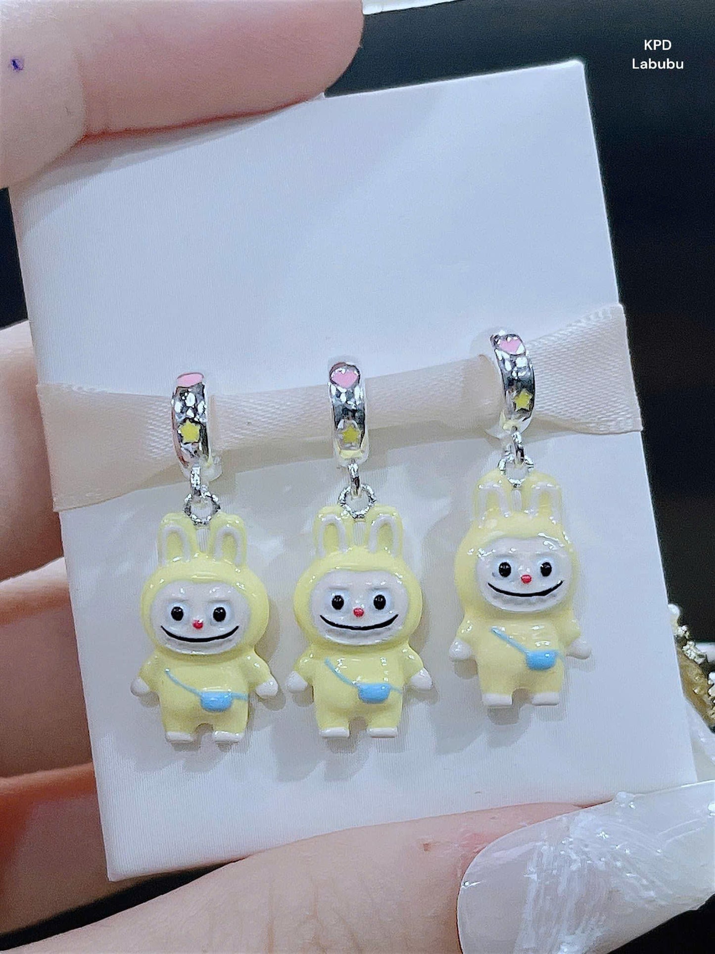 Khuyên tai bạc charm hoạt hình rực rỡ cho bé