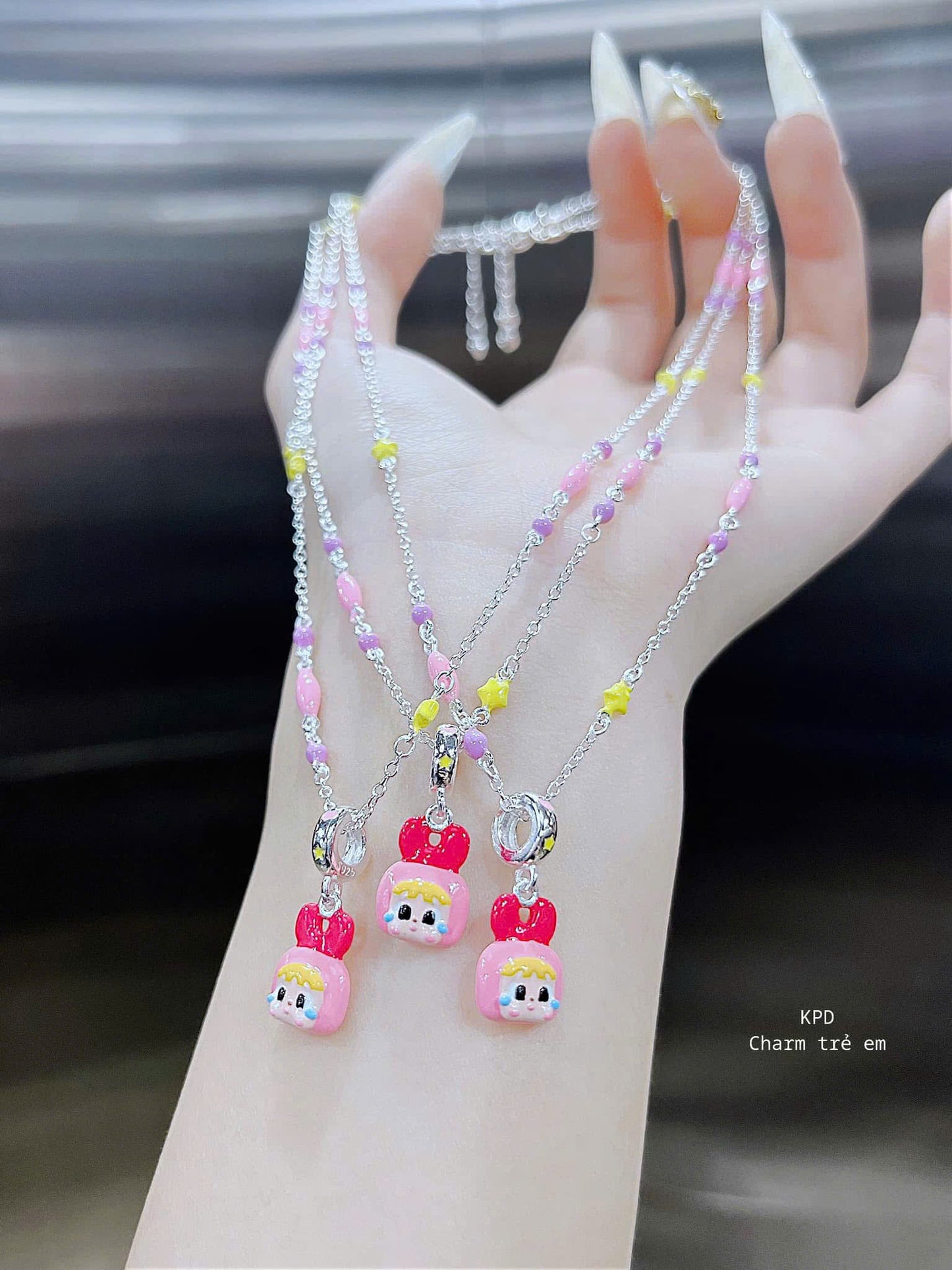 Dây chuyền bạc charm hoạt hình rực rỡ cho bé