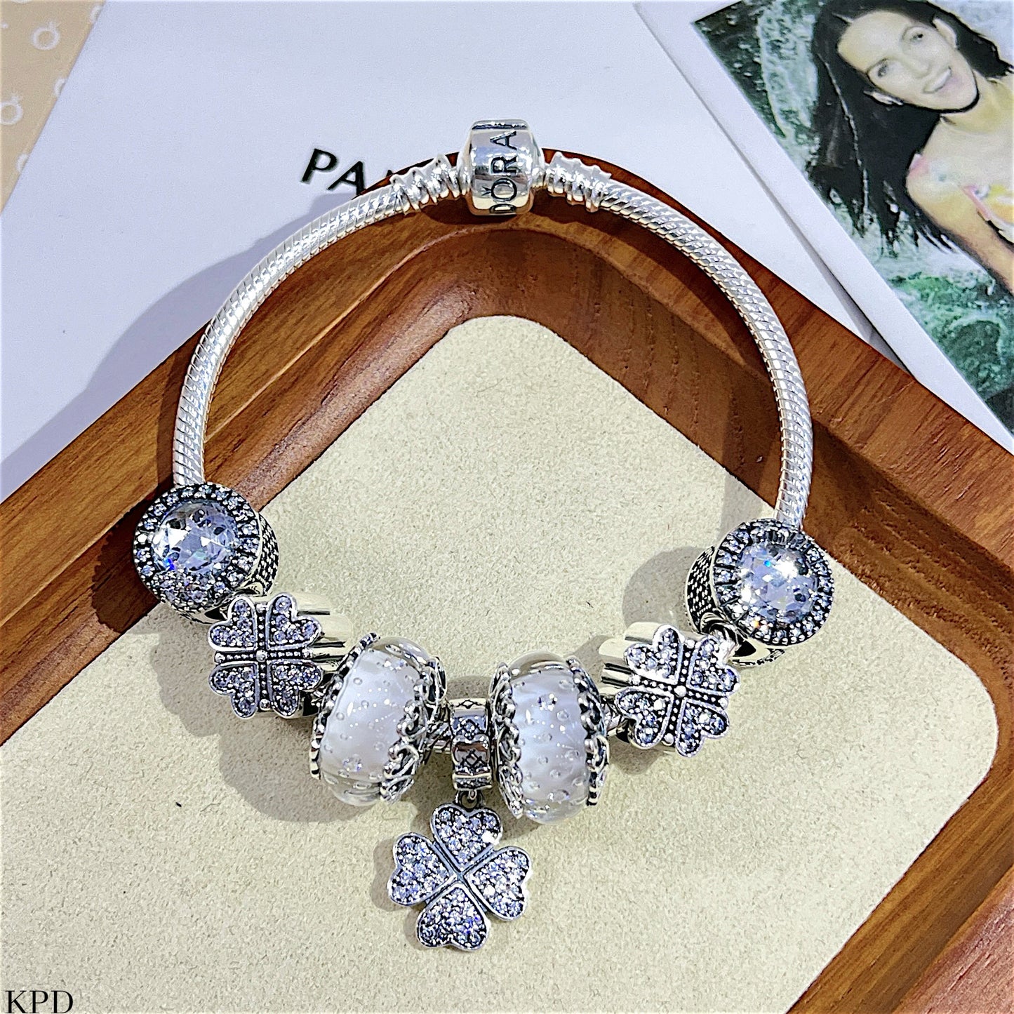 Vòng bạc charm Pan nhiều màu