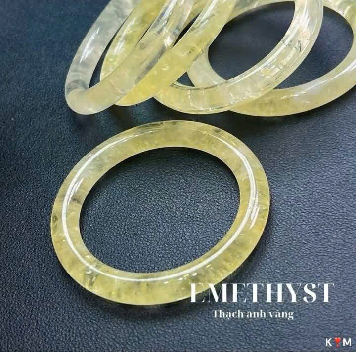 Vòng Thạch Anh Vàng