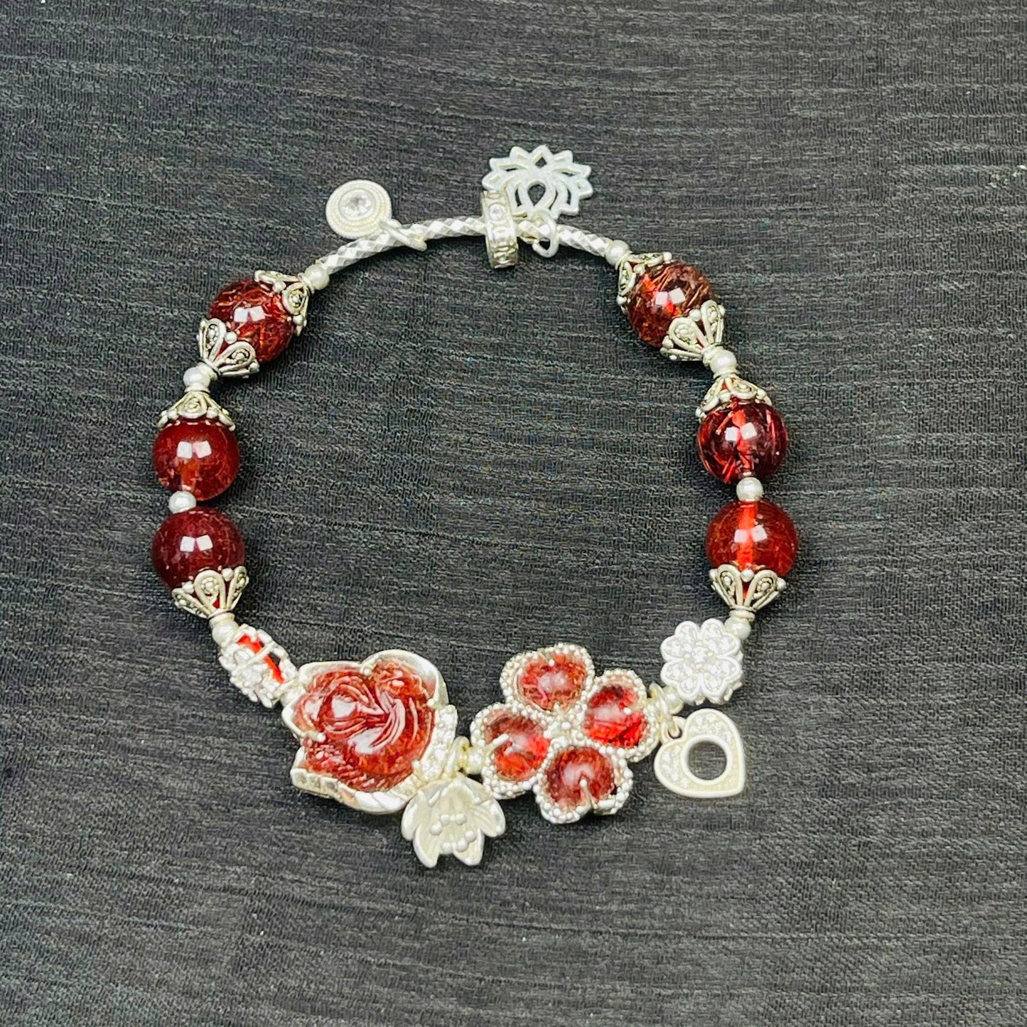 Lắc bạc charm đá thạch anh tự nhiên