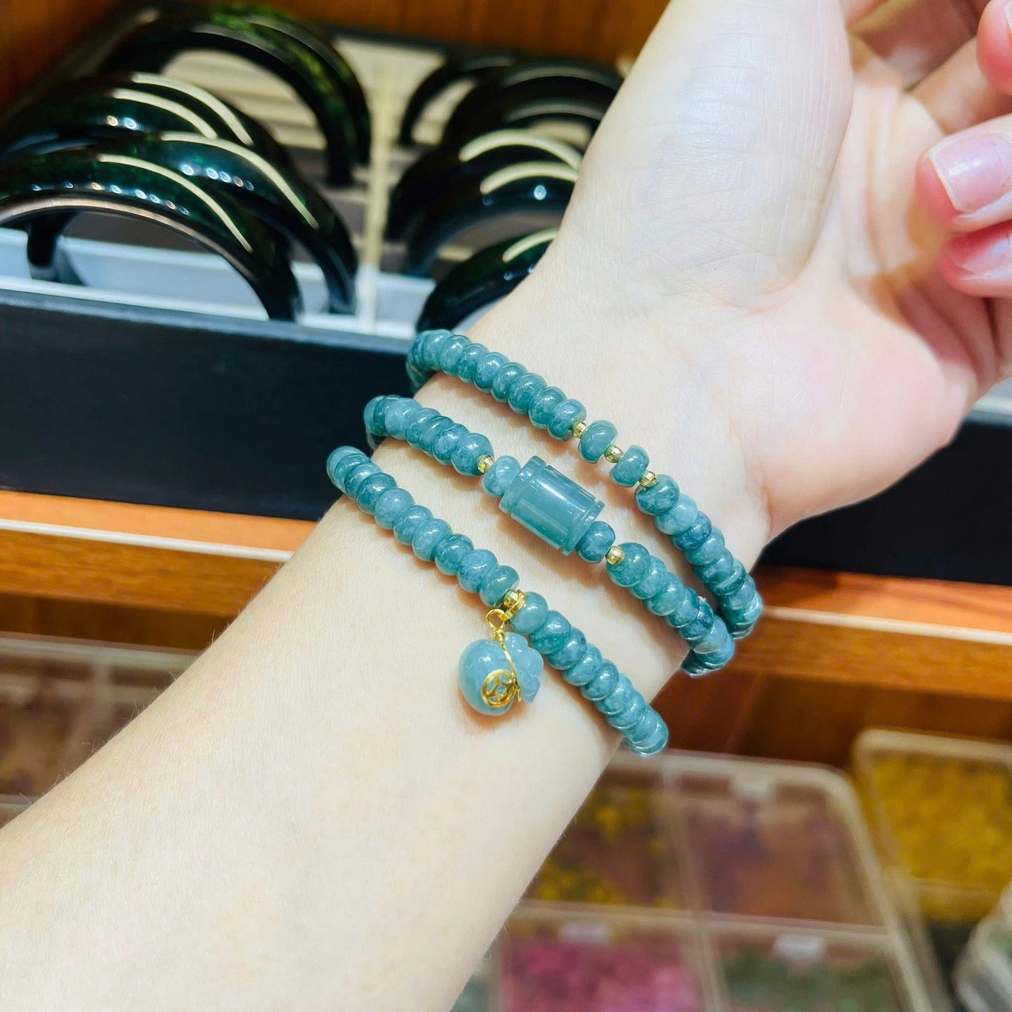 Vòng Chuỗi Lam Ngọc Bánh Xe