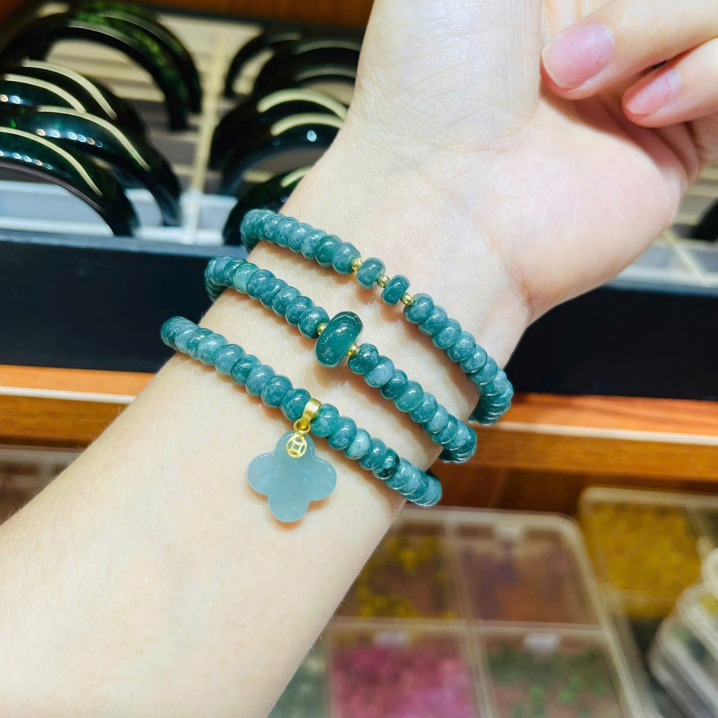 Vòng Chuỗi Lam Ngọc Bánh Xe