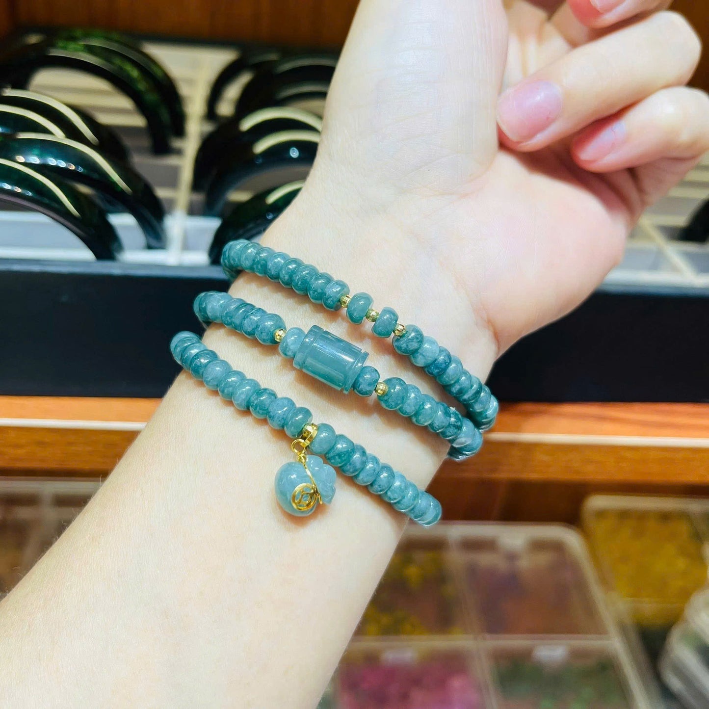 Vòng Chuỗi Lam Ngọc Bánh Xe