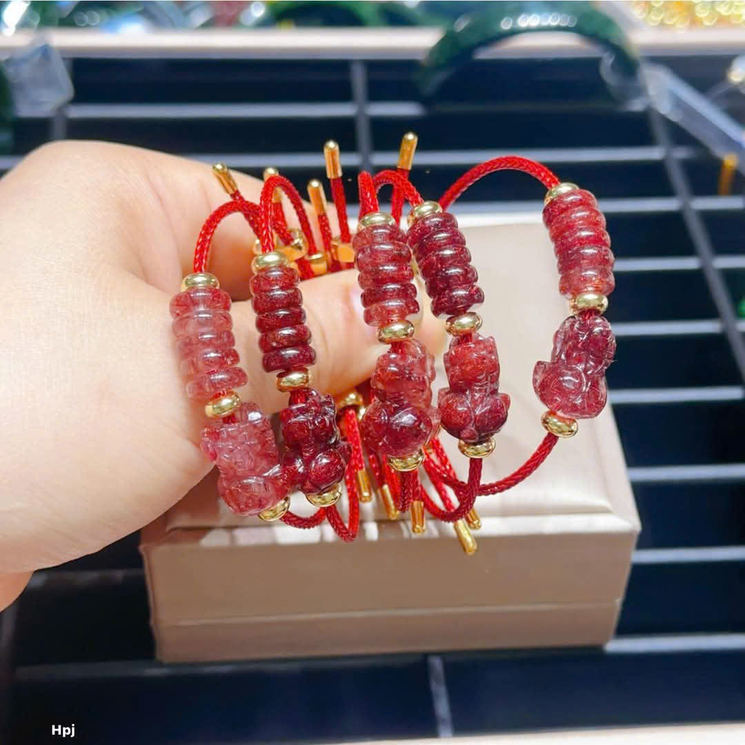 Vòng Tỳ Hưu mix ngũ điếu thạch anh tóc đỏ