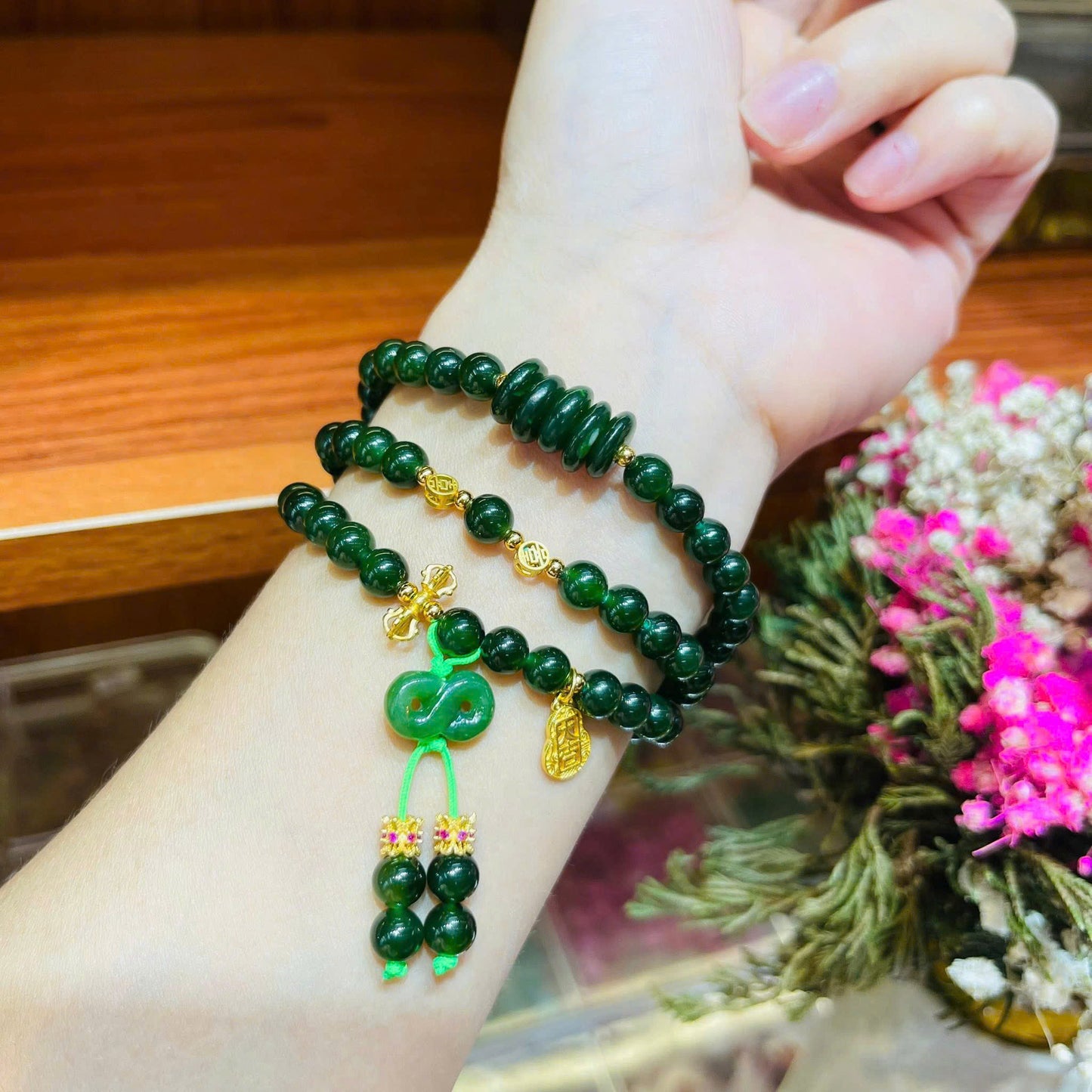 Ngọc bích 6ly mix charm ngọc bích + charm bạc xi vàng