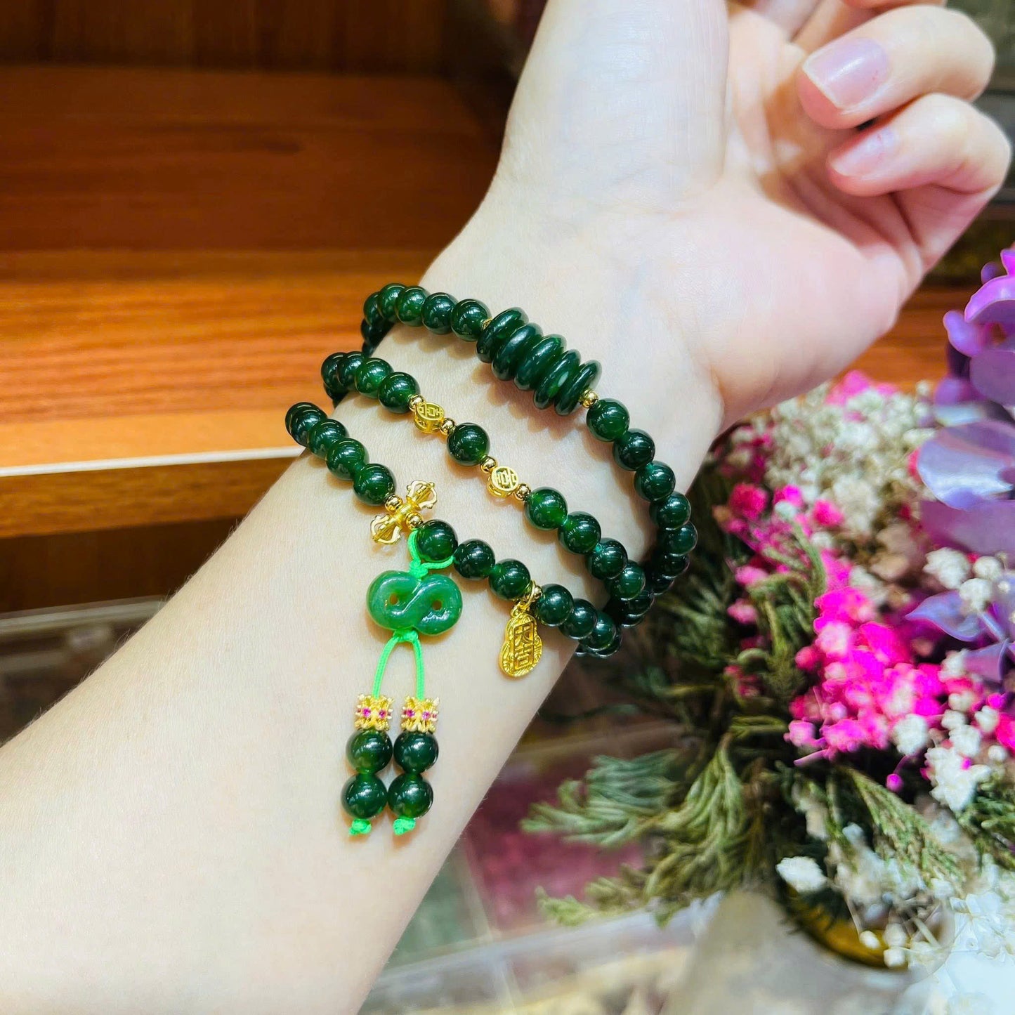 Ngọc bích 6ly mix charm ngọc bích + charm bạc xi vàng