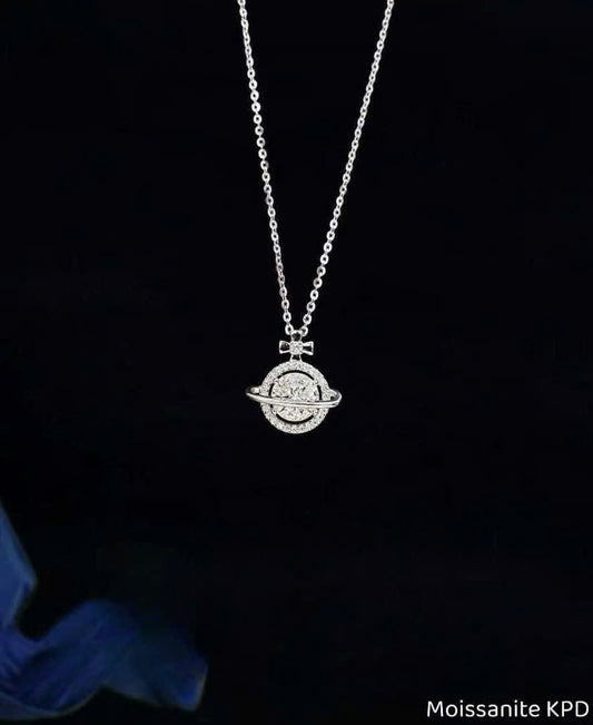 Dây chuyền Moissanite xi kim mặt sao Thổ