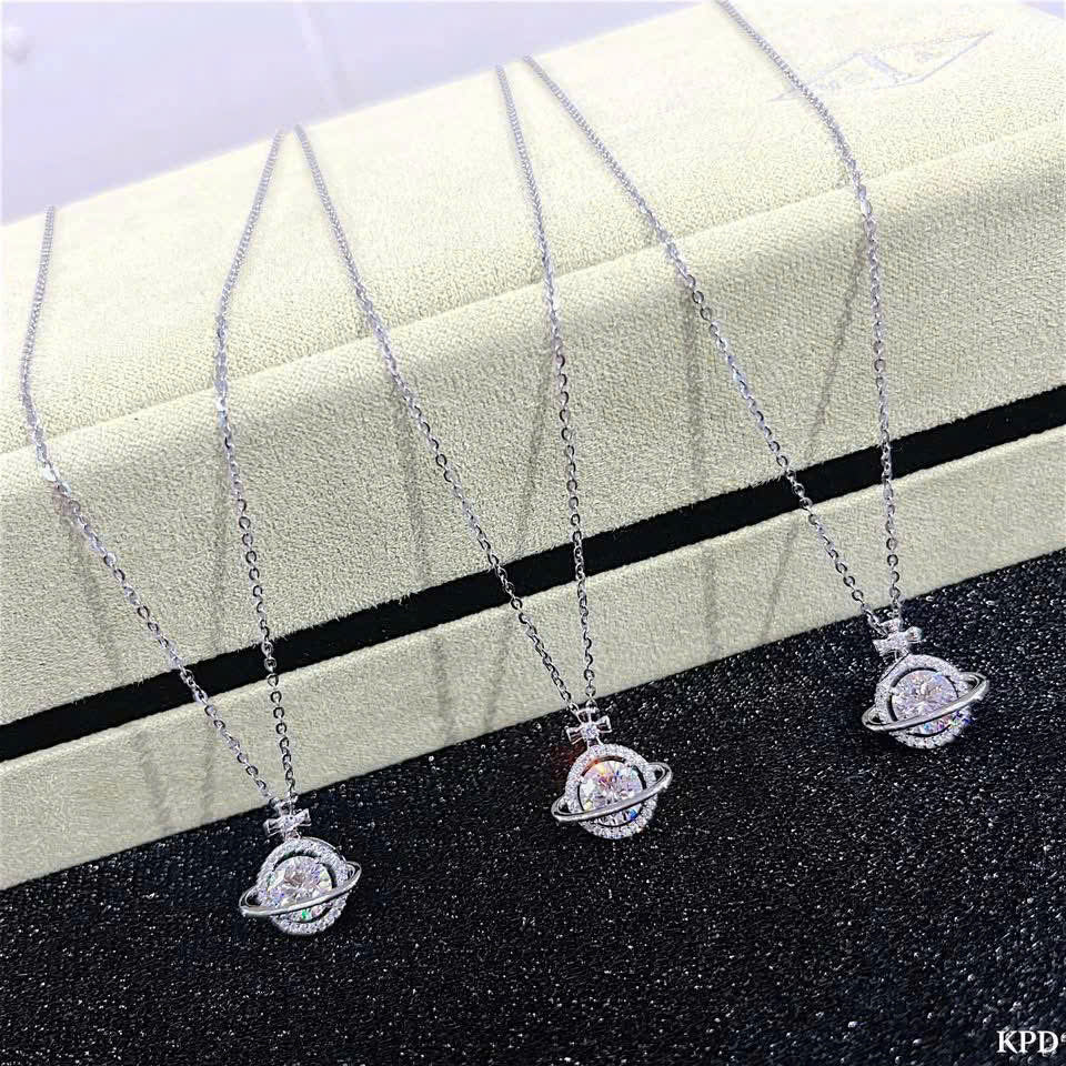 Dây chuyền Moissanite xi kim mặt sao Thổ
