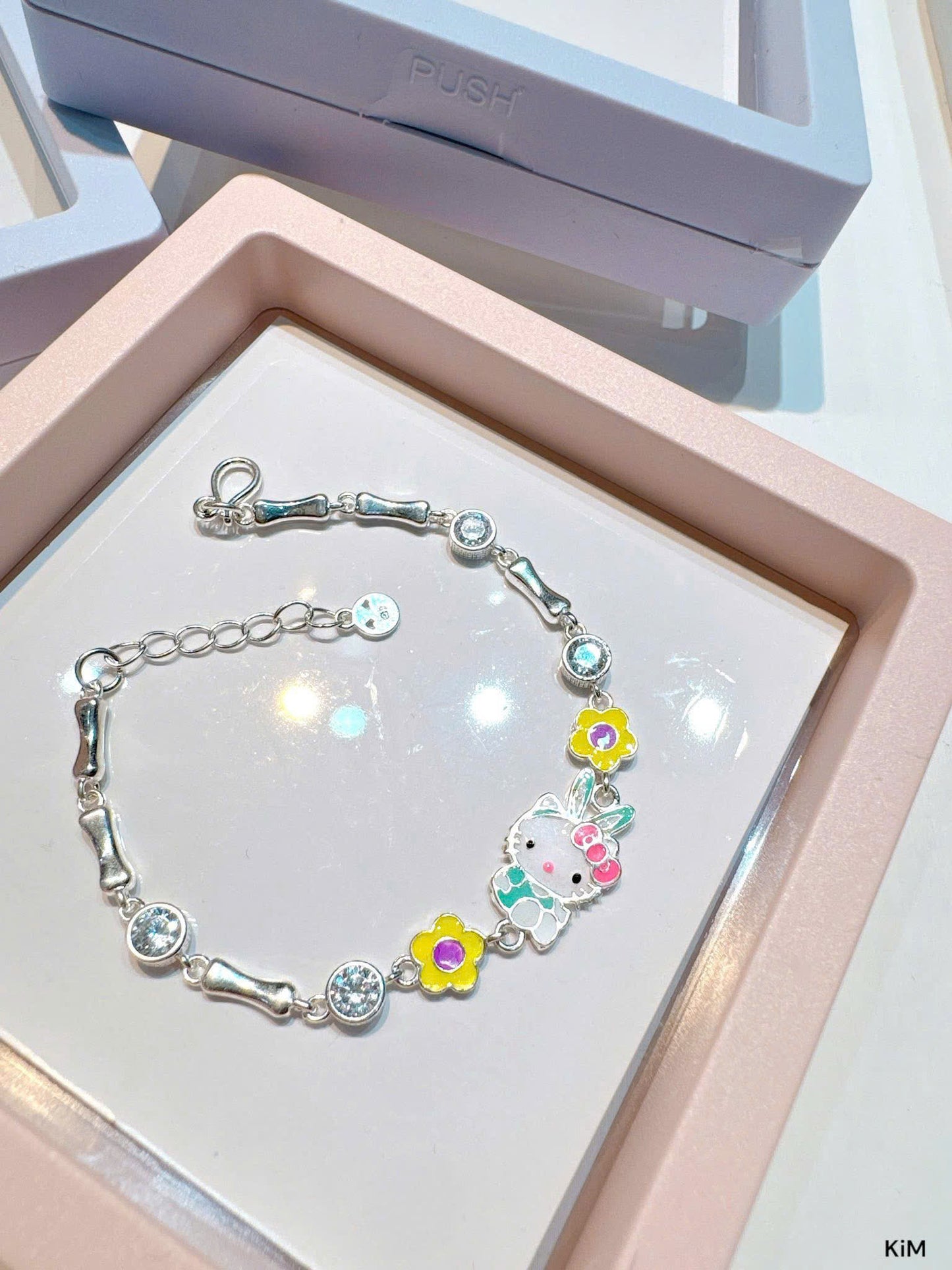 Lắc bạc hình vui nhộn cho bé iu