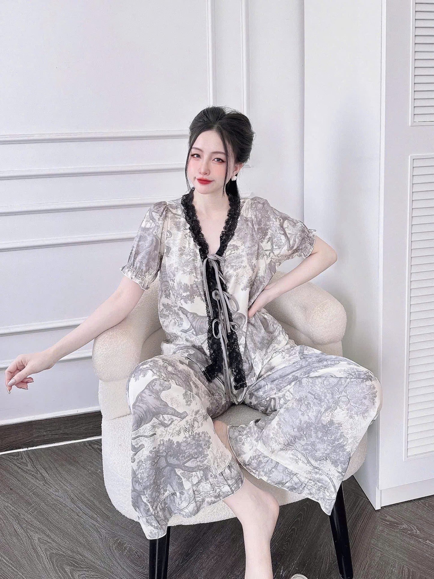 Pijama tiểu thư cột nơ tay ngắn quần dài