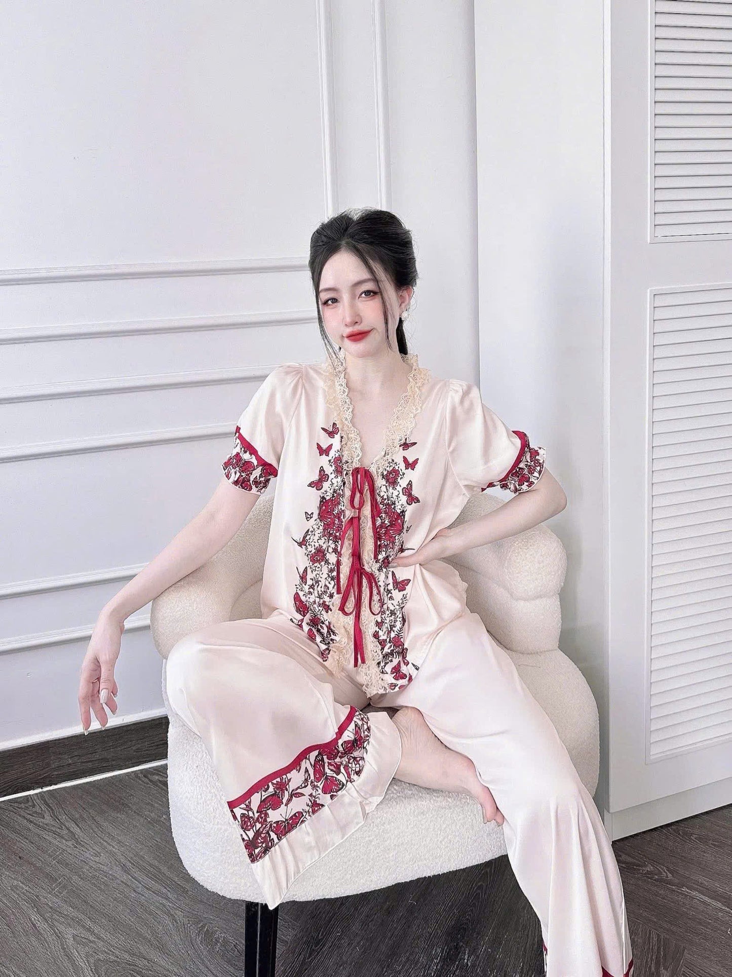 Pijama tiểu thư cột nơ tay ngắn quần dài