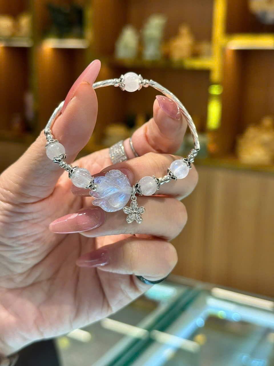 Vòng bạc phối charm đá tự nhiên