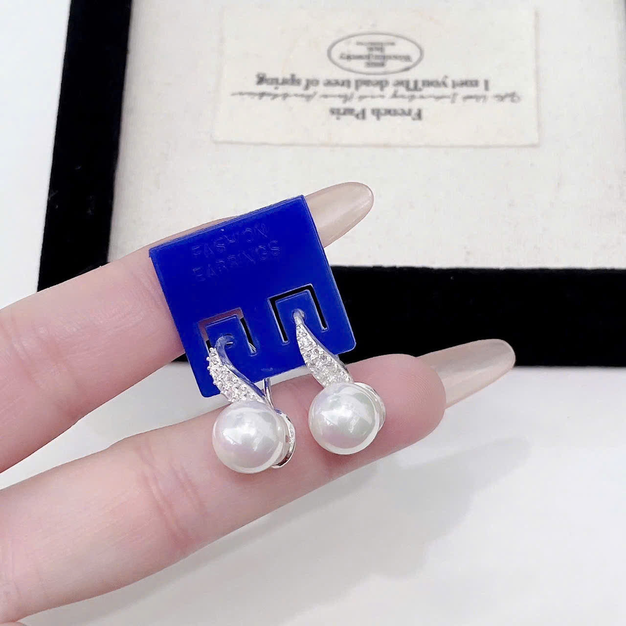 Khuyên tai bạc đa dạng mẫu phù hợp cho mọi style