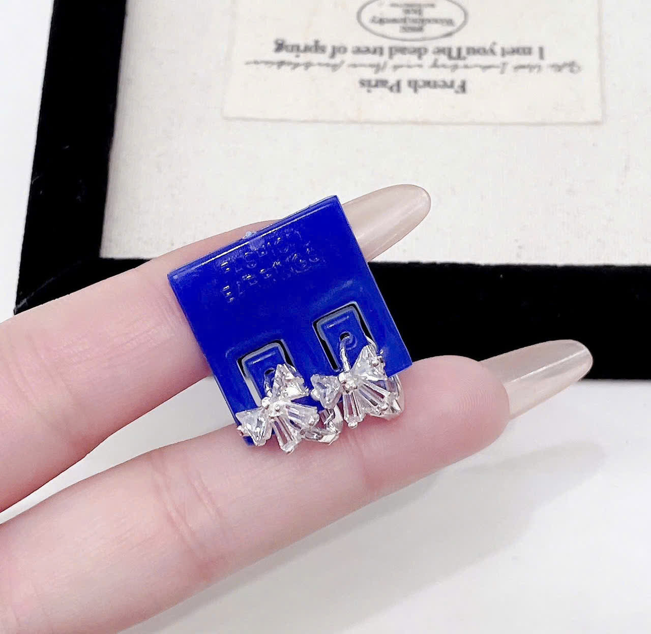 Khuyên tai bạc đa dạng mẫu phù hợp cho mọi style