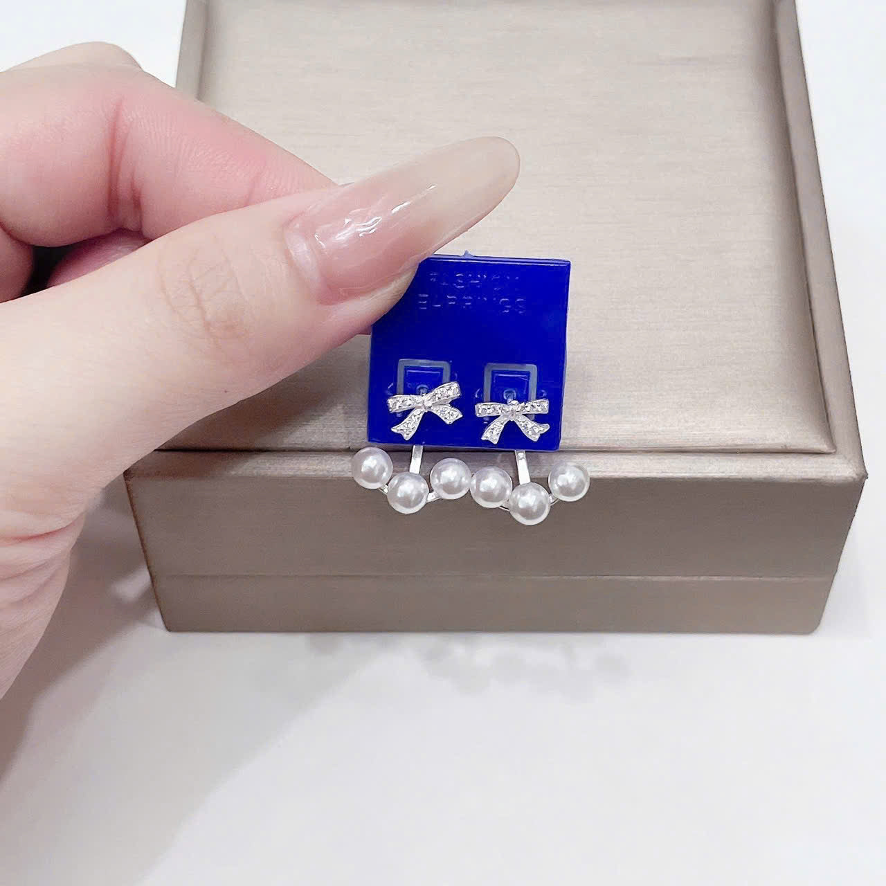 Khuyên tai bạc đa dạng mẫu phù hợp cho mọi style