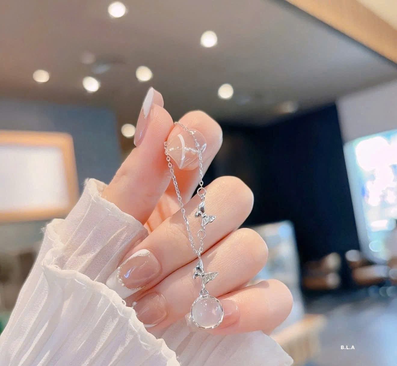 Dây chuyền Hồ Điệp Bạch Nguyệt Quang xi kim nhỏ xinh