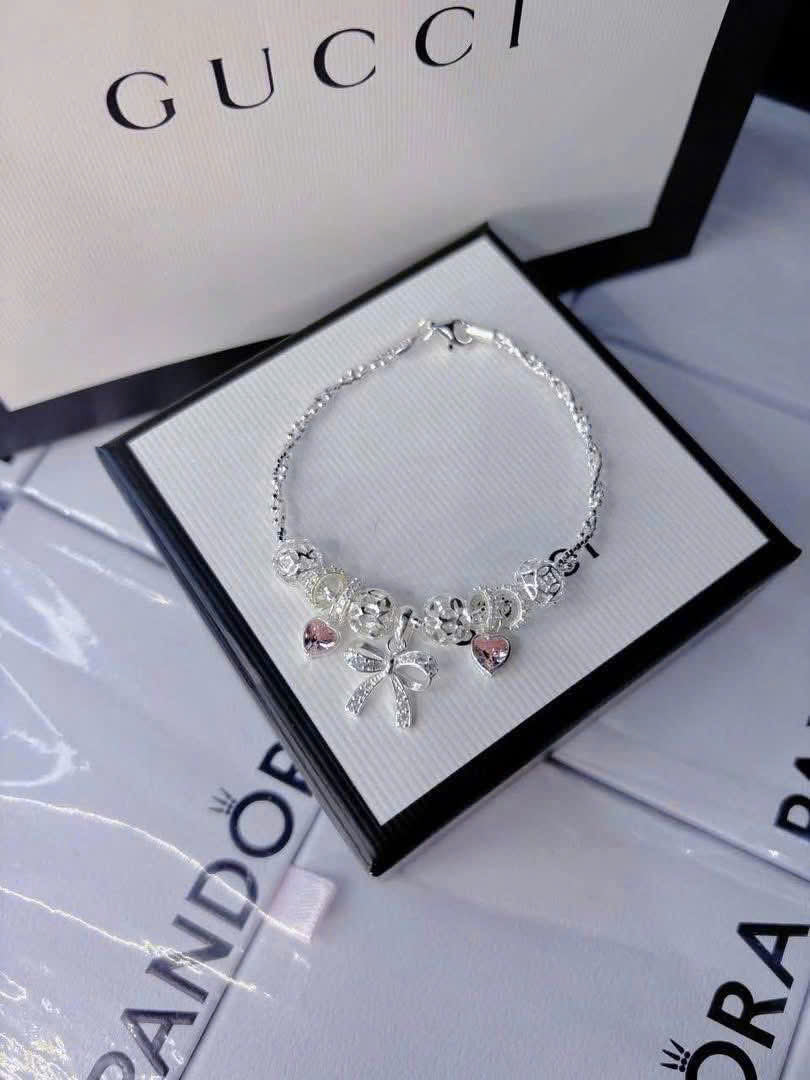 Lắc bạc nữ nhiều mẫu xinh, hot trend