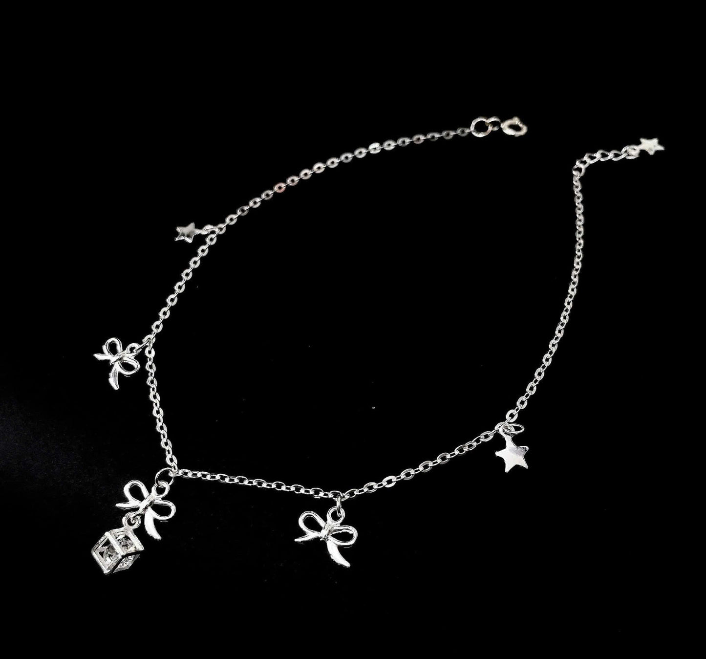 Lắc chân bạc nữ thanh mảnh, dịu dàng