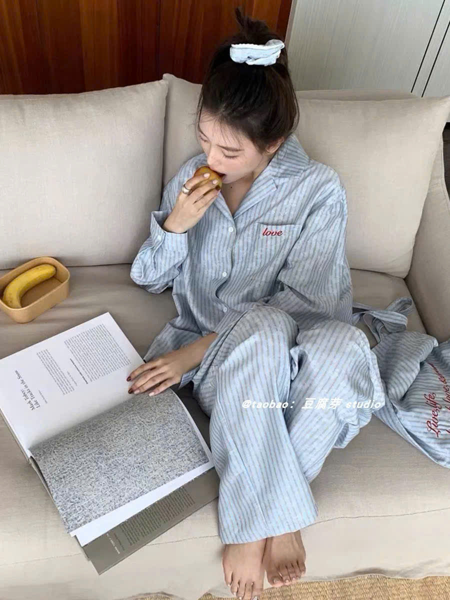 Pijama dài xanh dương sọc dọc basic