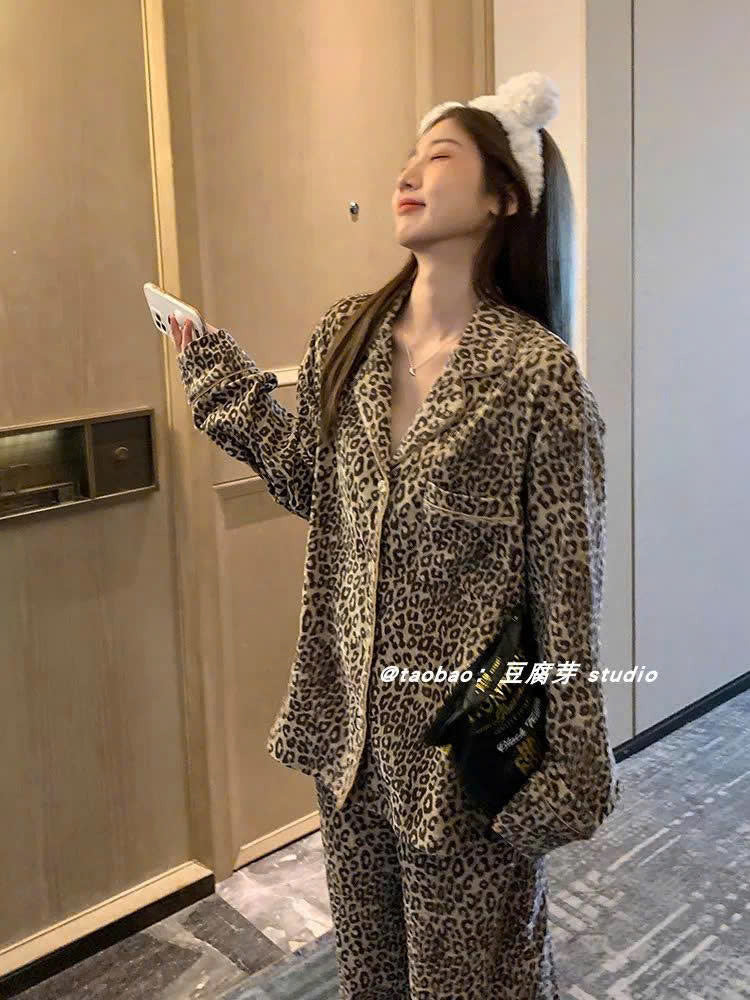 Đồ ngủ xinh xỉu cho nàng mê style dễ thương