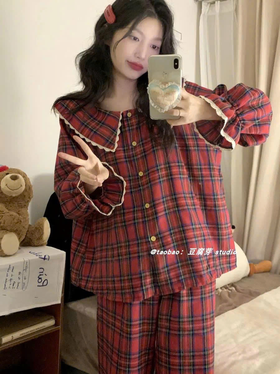 Đồ ngủ xinh xỉu cho nàng mê style dễ thương
