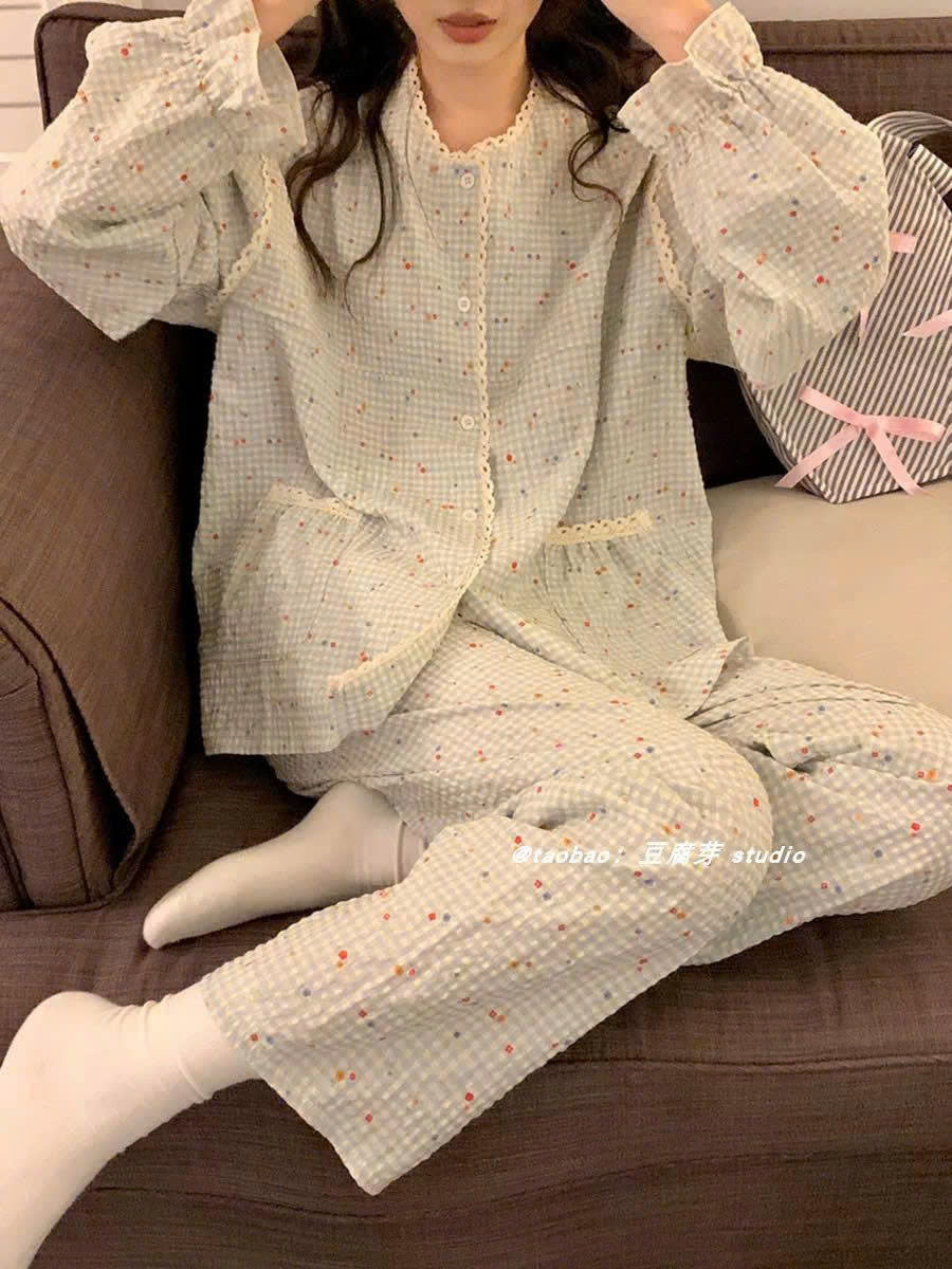 Đồ ngủ xinh xỉu cho nàng mê style dễ thương