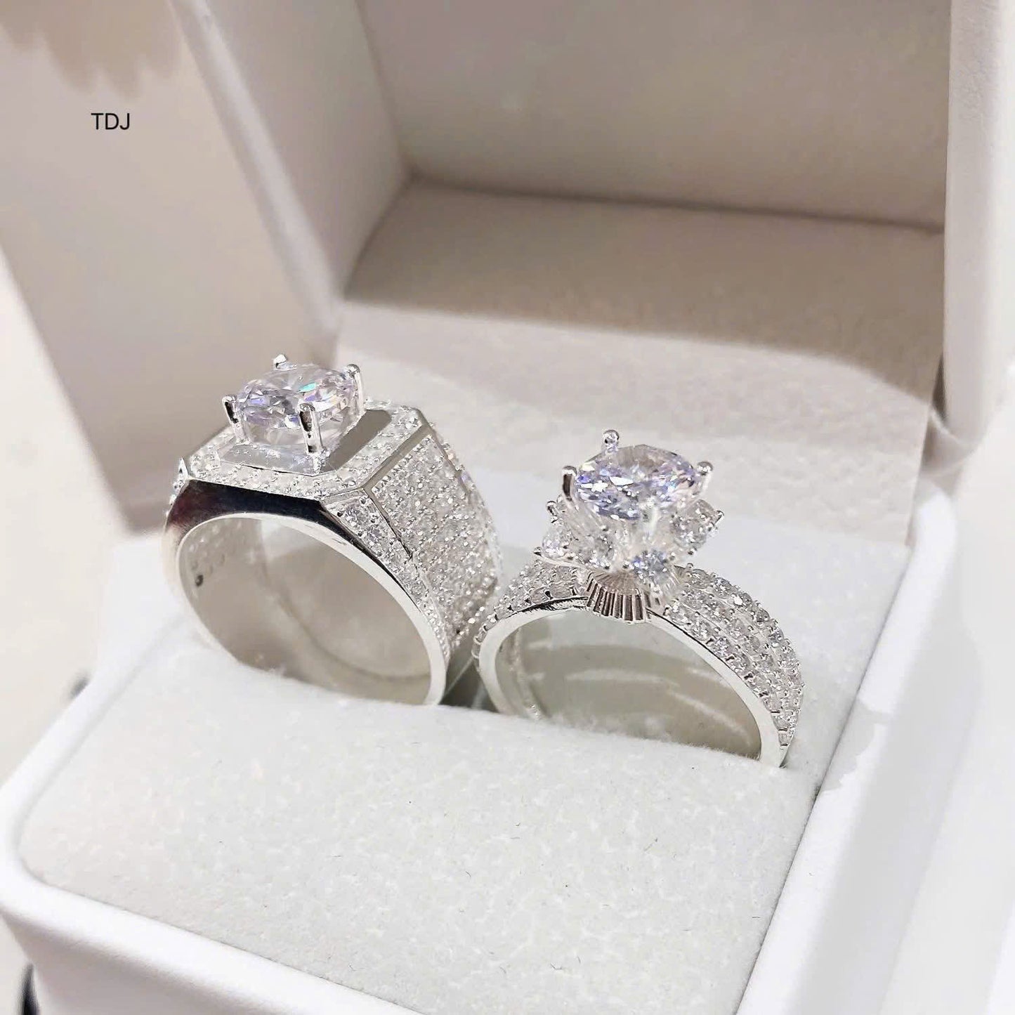 Nhẫn bạc đôi thiết kế tinh xảo